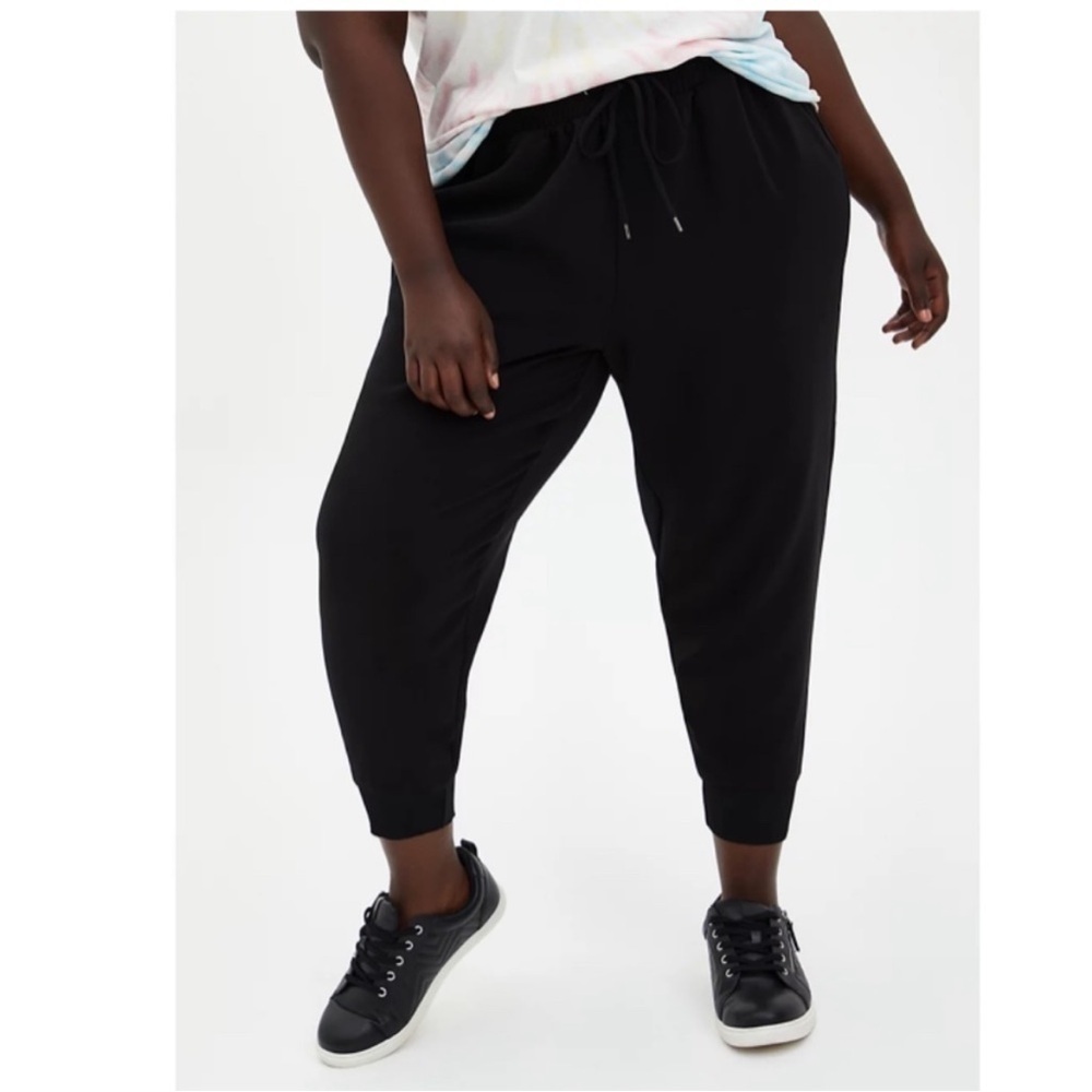 TORRID Black Tie Front‎ Dressy Twill Joggers Plus Size 6X NWT